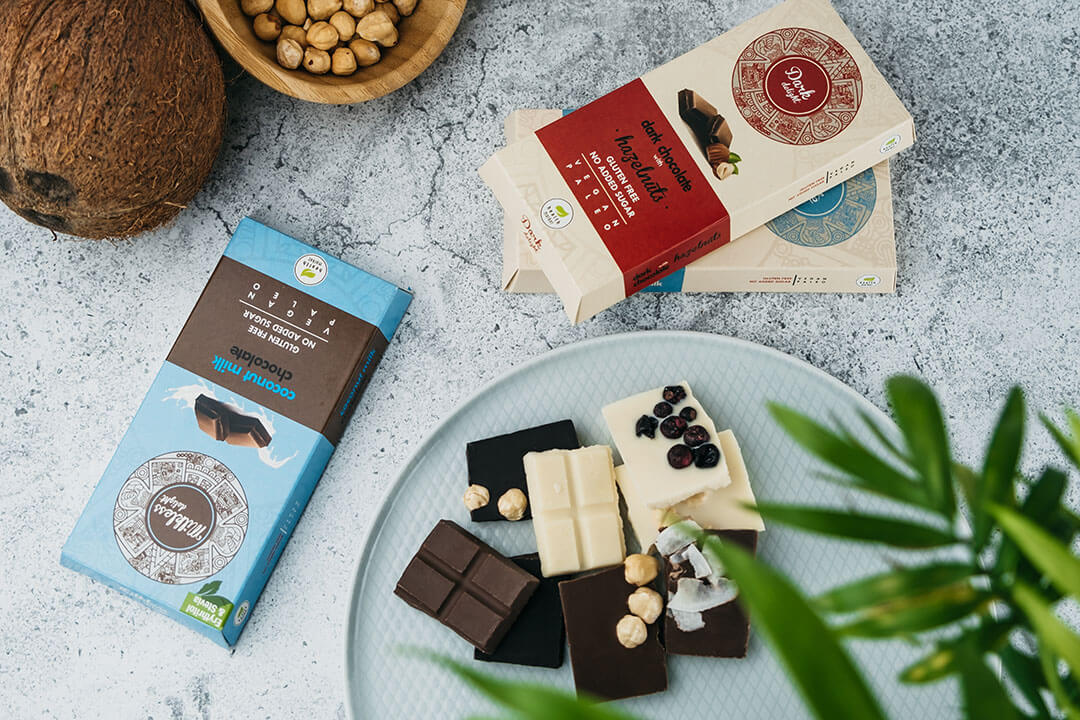 Health Market White Delight Bílá čokoláda bez mléka oříšková se sladidlem 80 g - Obrázek 3